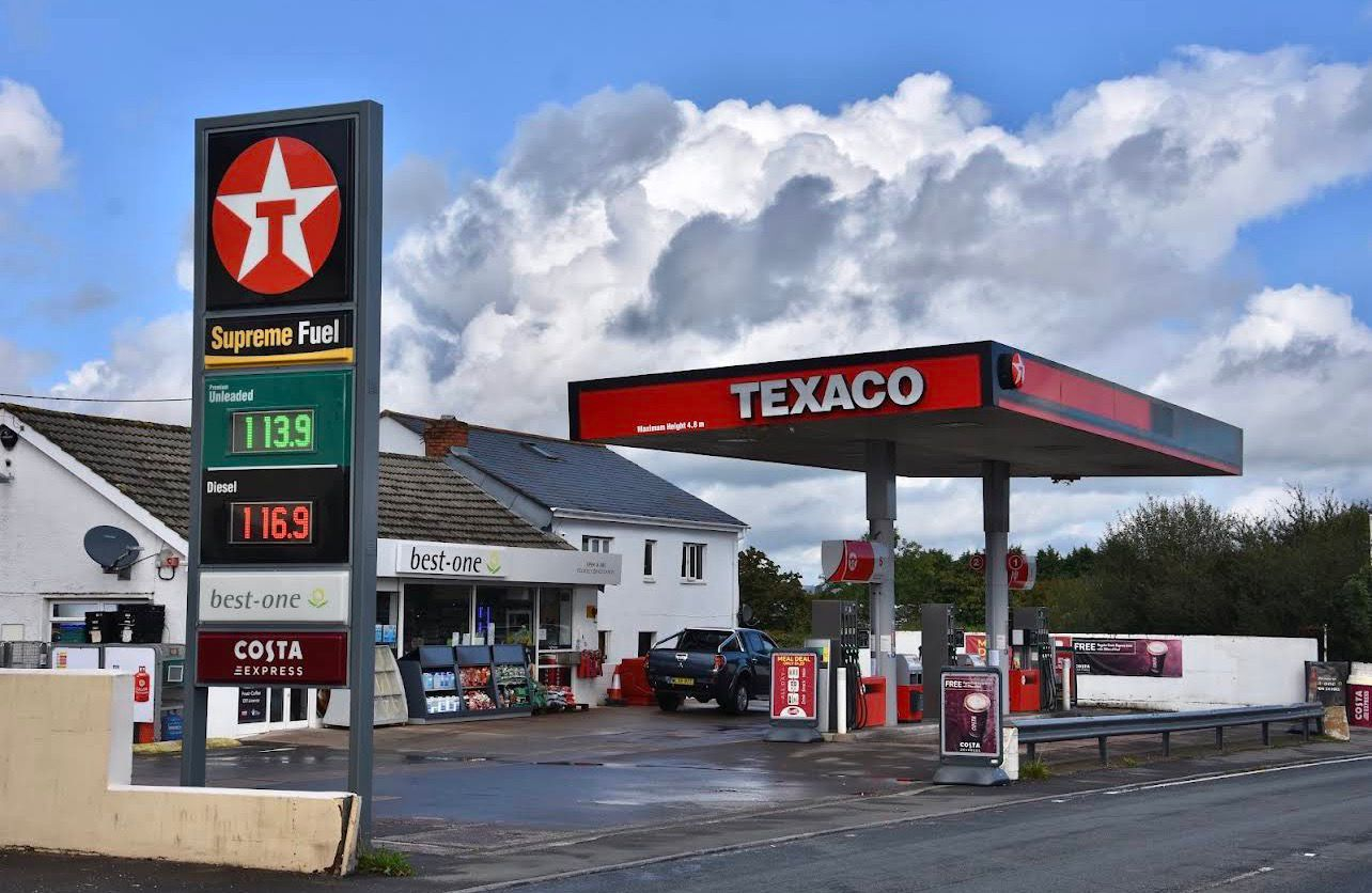 Piccadilly Service Station